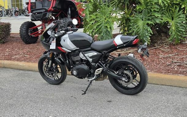 2026 Triumph Thruxton 400 Phantom Black Aluminium Silver