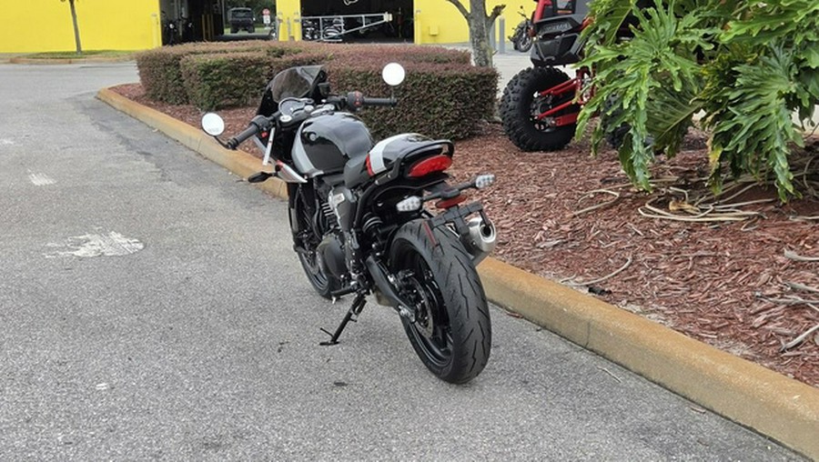 2026 Triumph Thruxton 400 Phantom Black Aluminium Silver
