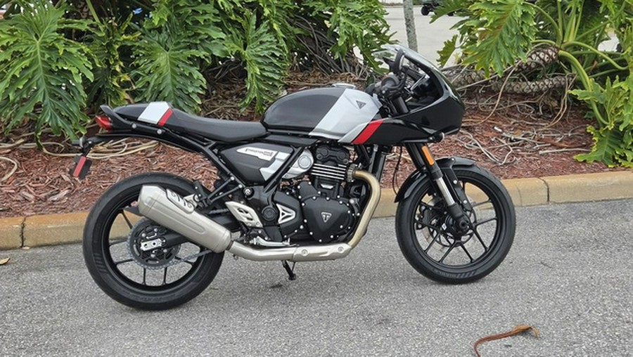 2026 Triumph Thruxton 400 Phantom Black Aluminium Silver