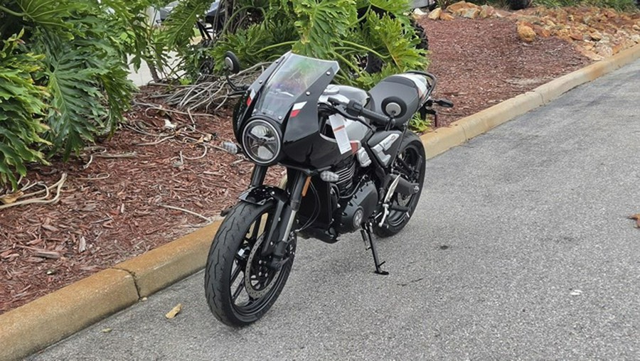 2026 Triumph Thruxton 400 Phantom Black Aluminium Silver