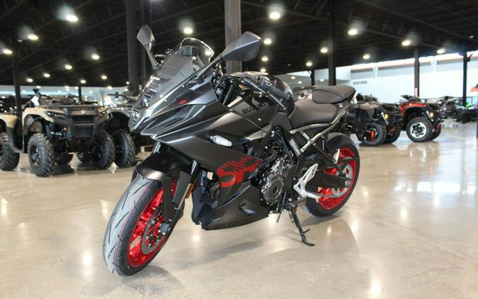 2027 Suzuki GSX800FROM7