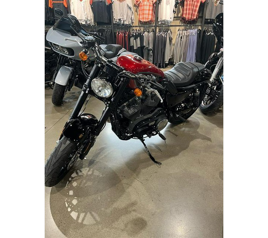 2019 Harley-Davidson Roadster™