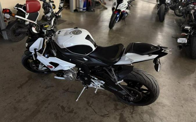 2016 BMW S 1000 R Premium Light White