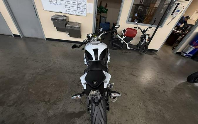 2016 BMW S 1000 R Premium Light White
