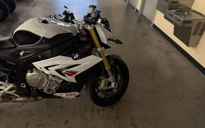 2016 BMW S 1000 R Premium Light White