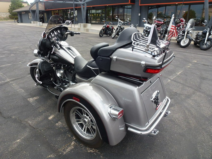 2016 Harley-Davidson® FLHTCUTG - Tri Glide® Ultra