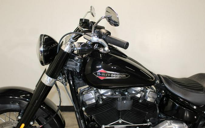 2021 Harley-Davidson® FLSL - Softail Slim®
