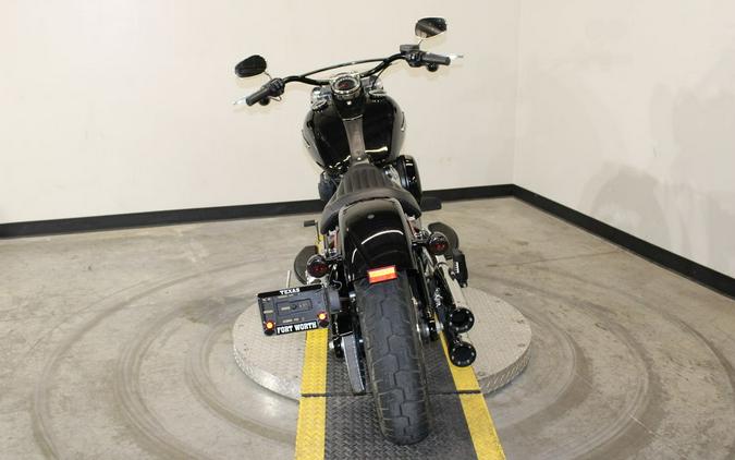 2021 Harley-Davidson® FLSL - Softail Slim®