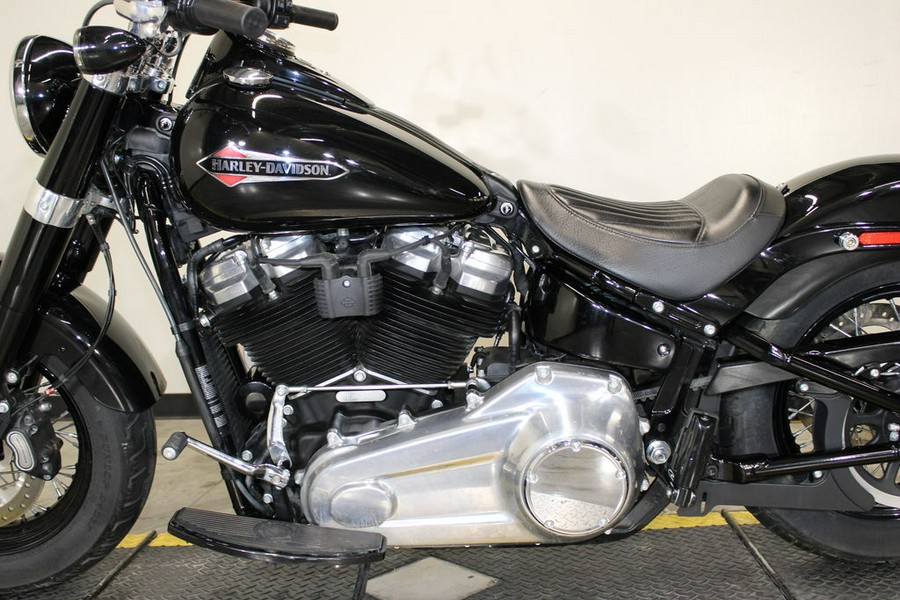 2021 Harley-Davidson® FLSL - Softail Slim®