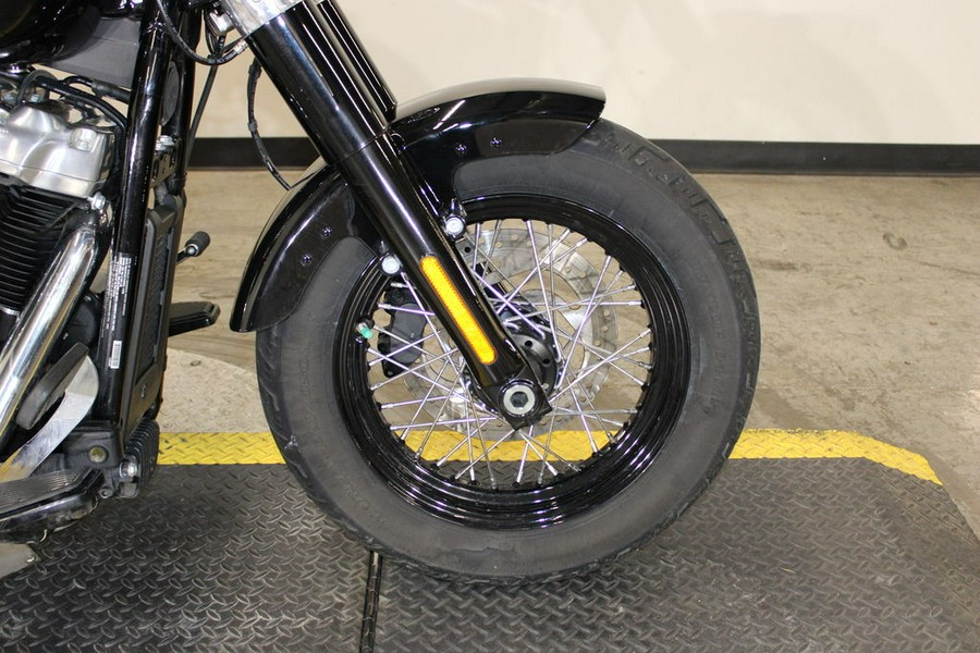 2021 Harley-Davidson® FLSL - Softail Slim®