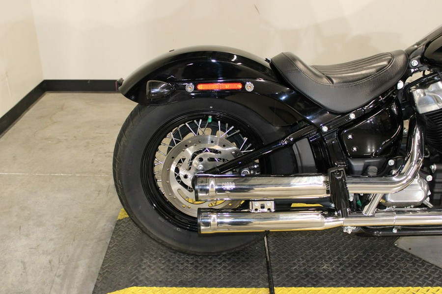 2021 Harley-Davidson® FLSL - Softail Slim®