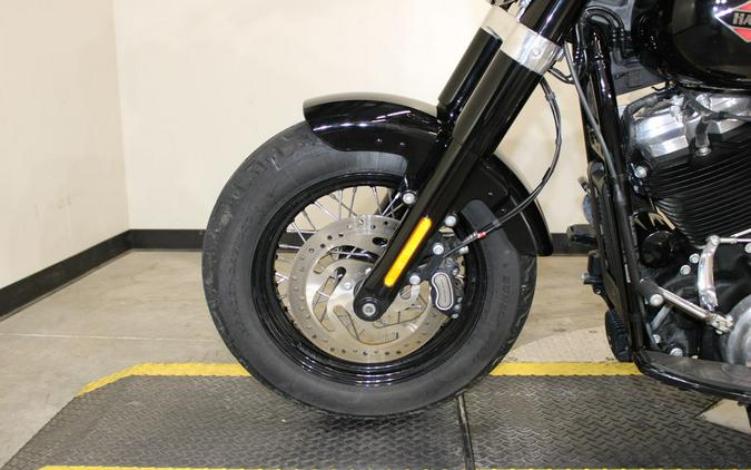 2021 Harley-Davidson® FLSL - Softail Slim®