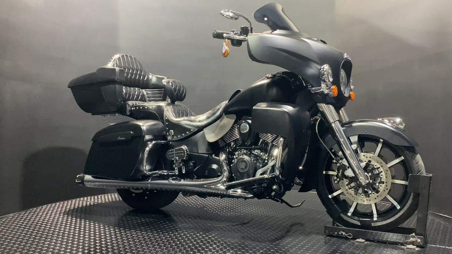 2020 Indian Motorcycle® Roadmaster® Dark Horse® Thunder Black Smoke
