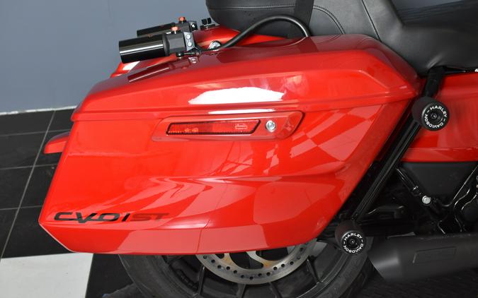 2025 Harley-Davidson CVO Road Glide ST FLTRXSTSE
