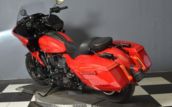 2025 Harley-Davidson CVO Road Glide ST FLTRXSTSE