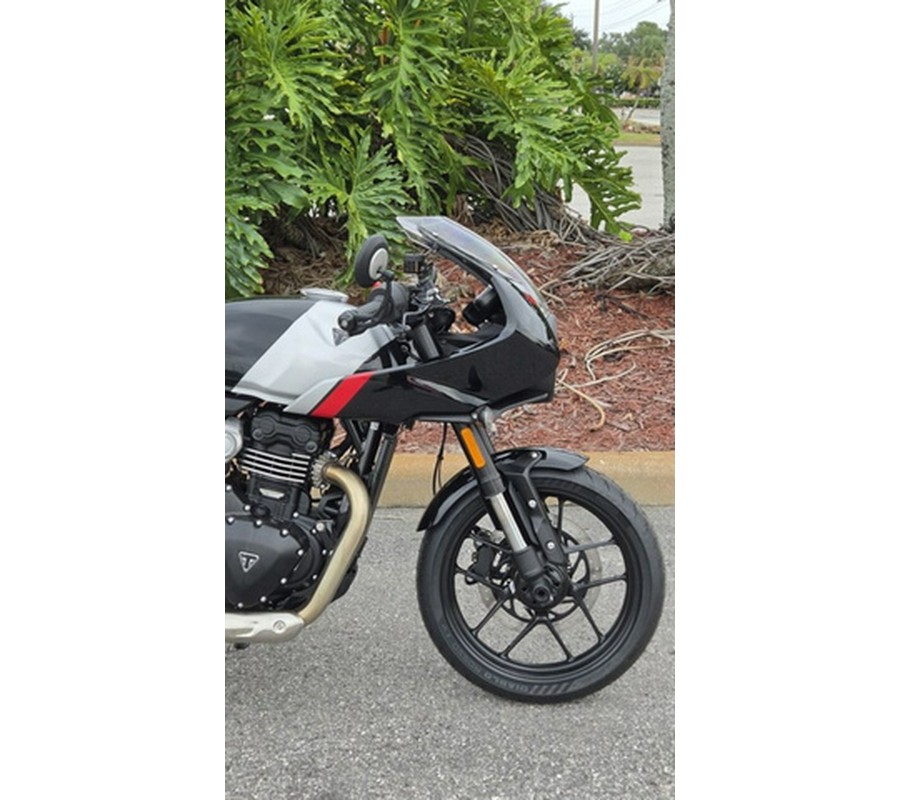 2026 Triumph Thruxton 400 Phantom Black Aluminium Silver