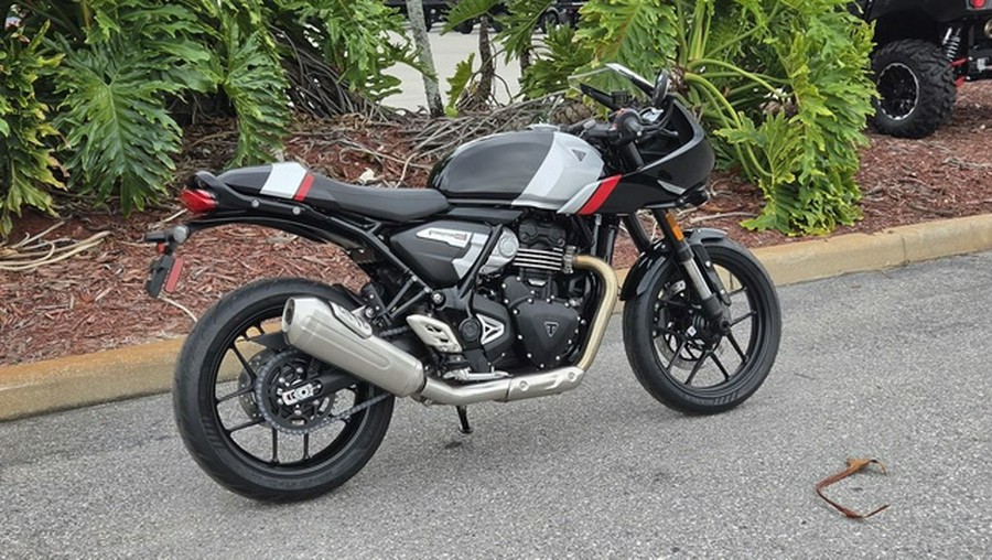 2026 Triumph Thruxton 400 Phantom Black Aluminium Silver