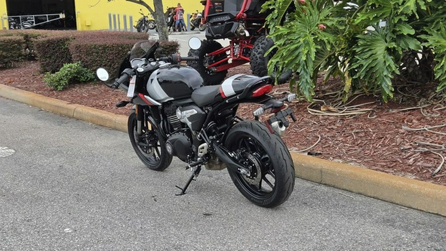 2026 Triumph Thruxton 400 Phantom Black Aluminium Silver