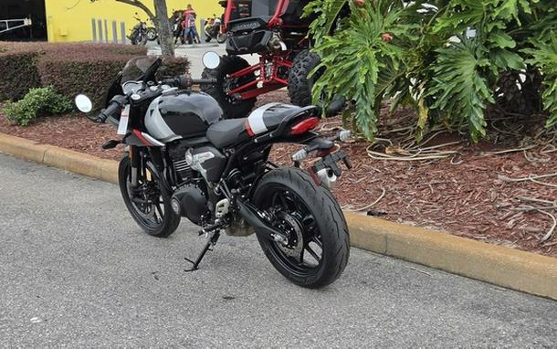 2026 Triumph Thruxton 400 Phantom Black Aluminium Silver
