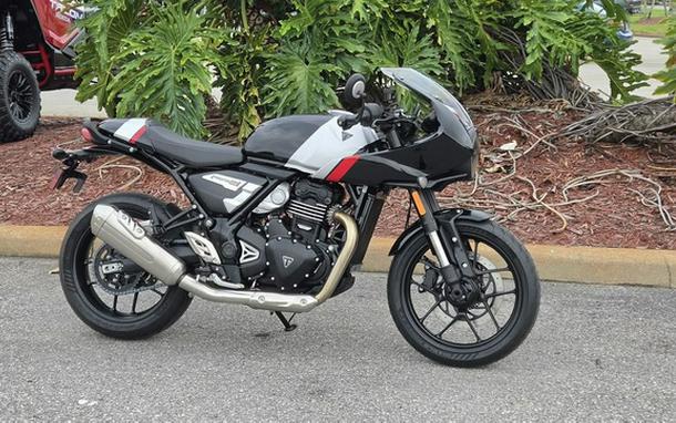 2026 Triumph Thruxton 400 Phantom Black Aluminium Silver