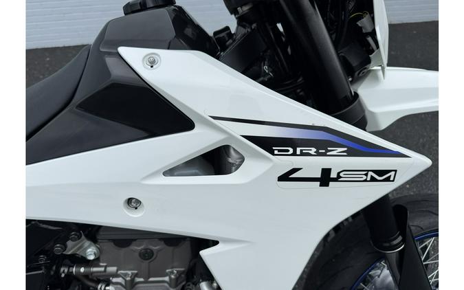 2025 DRZ400SM SUPER MOTO - Suzuki