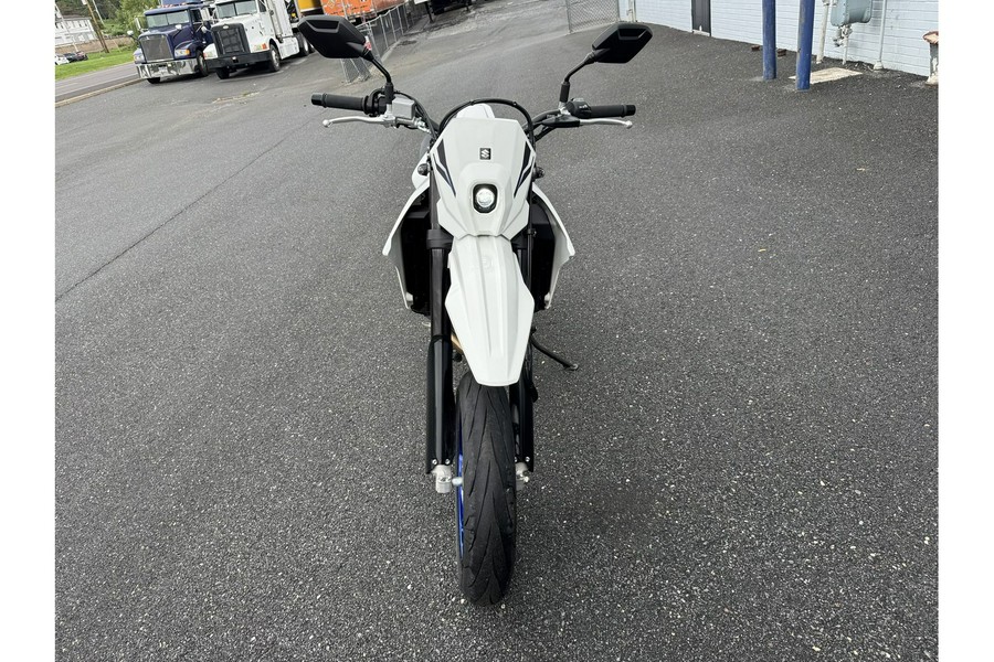 2025 DRZ400SM SUPER MOTO - Suzuki