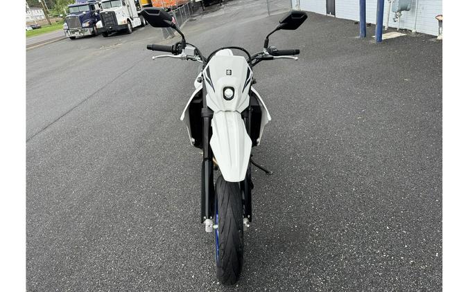 2025 DRZ400SM SUPER MOTO - Suzuki