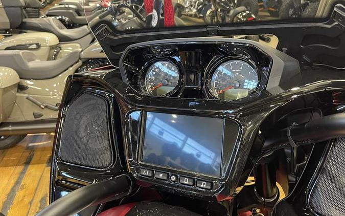 2024 Indian Motorcycle® Challenger® Dark Horse® w/PowerBand Audio Pkg Sunset Red Smoke