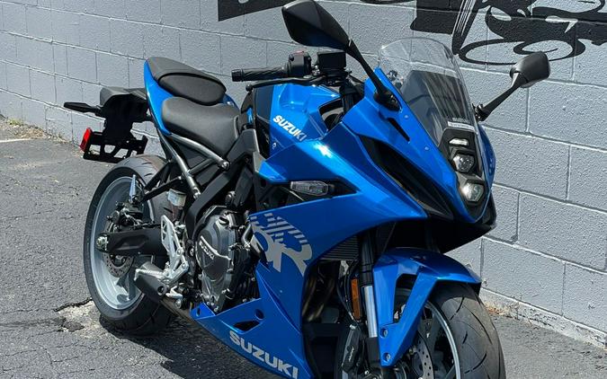 2024 Suzuki GSXS8R 8R