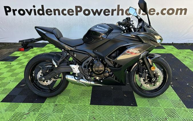 2026 Kawasaki Ninja 650 Base