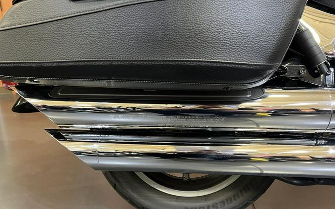 2017 Suzuki Boulevard C90T Glass Sparkle Black