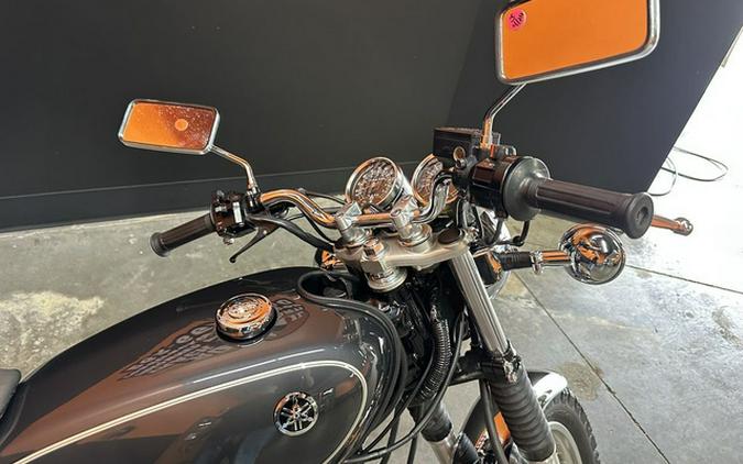 2015 Yamaha SR400