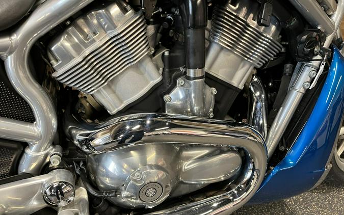 2006 Harley-Davidson® V-Rod® Two-Tone Rich Blue Sunglo and Chopper Blue Pearl VRSCR