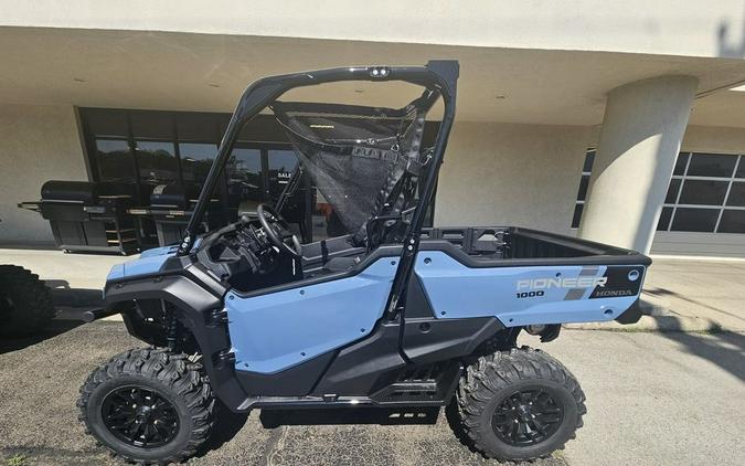 2024 Honda Pioneer 1000 Deluxe