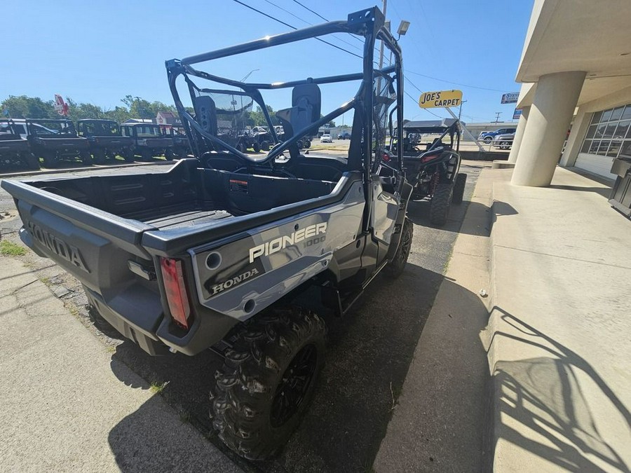 2024 Honda Pioneer 1000 Deluxe