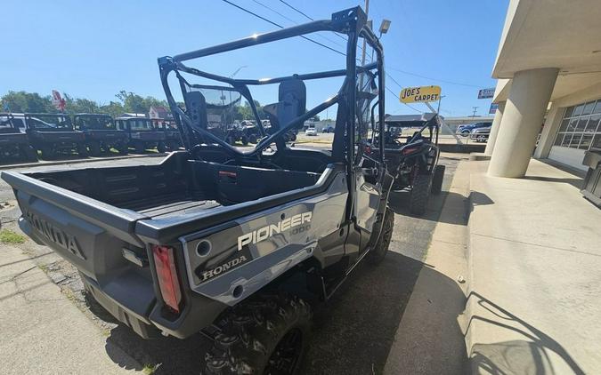 2024 Honda Pioneer 1000 Deluxe