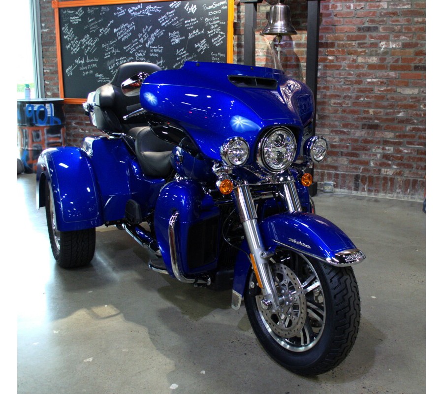 FLHTCUTG 2024 Tri Glide Ultra