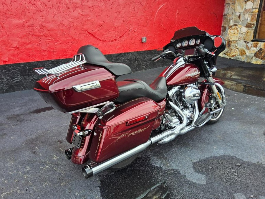 2014 Harley-Davidson Street Glide® Special