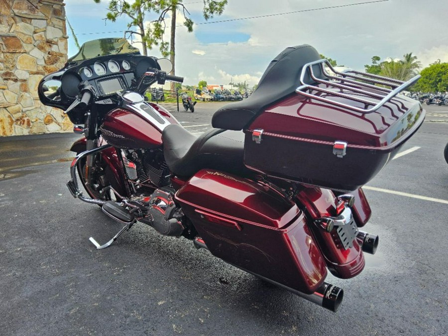 2014 Harley-Davidson Street Glide® Special