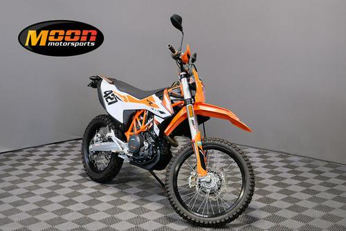 2019 KTM 690 Enduro R On-/Off-Road Review (16 Fast Facts)