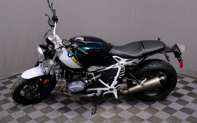 2023 BMW RNINET PURE Pollux Metallic/Light White PURE Pollux MetallicLight White