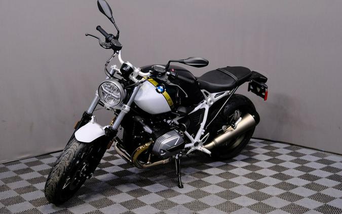 2023 BMW RNINET PURE Pollux Metallic/Light White PURE Pollux MetallicLight White