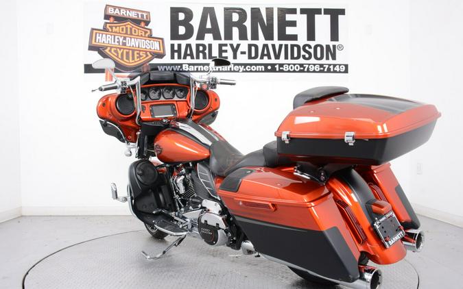 2018 Harley-Davidson FLHXSE CVO Street Glide