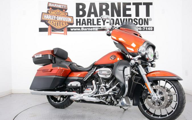 2018 Harley-Davidson FLHXSE CVO Street Glide