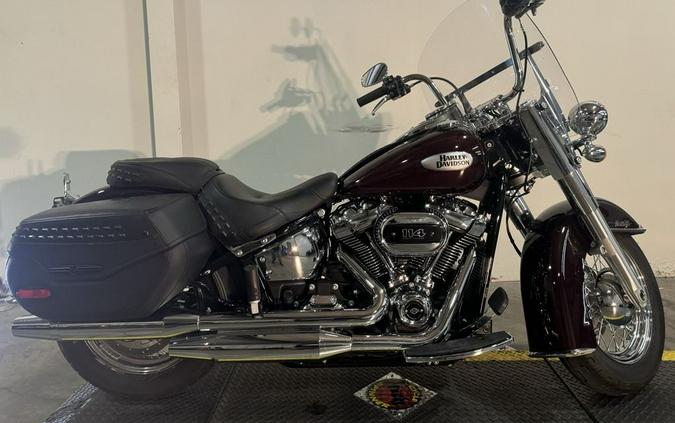 2022 Harley-Davidson® FLHCS - Heritage Classic 114