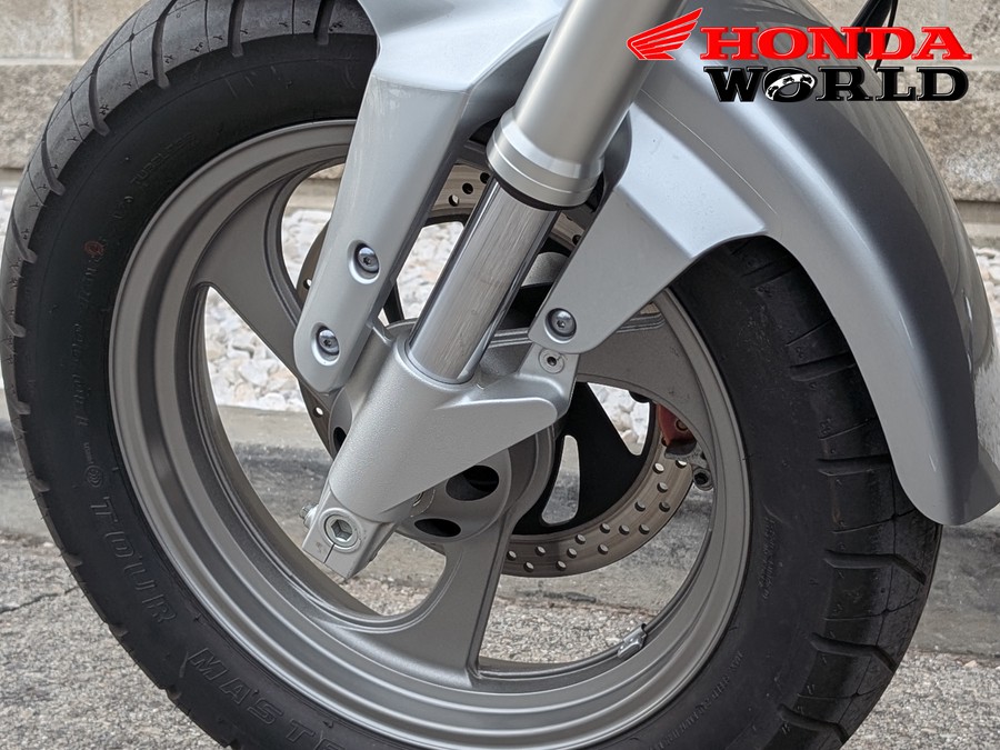 2013 Suzuki Boulevard M50