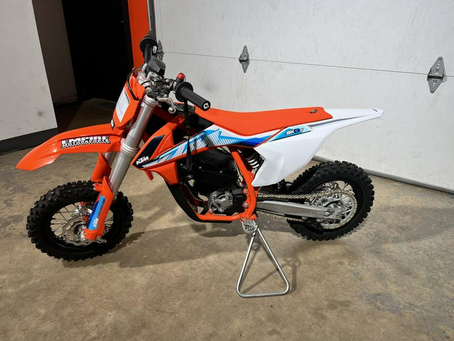 2024 KTM SX-E 3