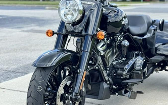 2025 Harley-Davidson Trike FLRT - Freewheeler