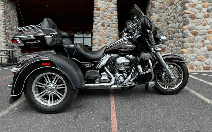 FLHTCUTG 2014 Tri Glide Ultra
