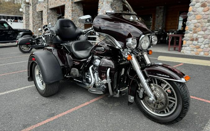FLHTCUTG 2014 Tri Glide Ultra